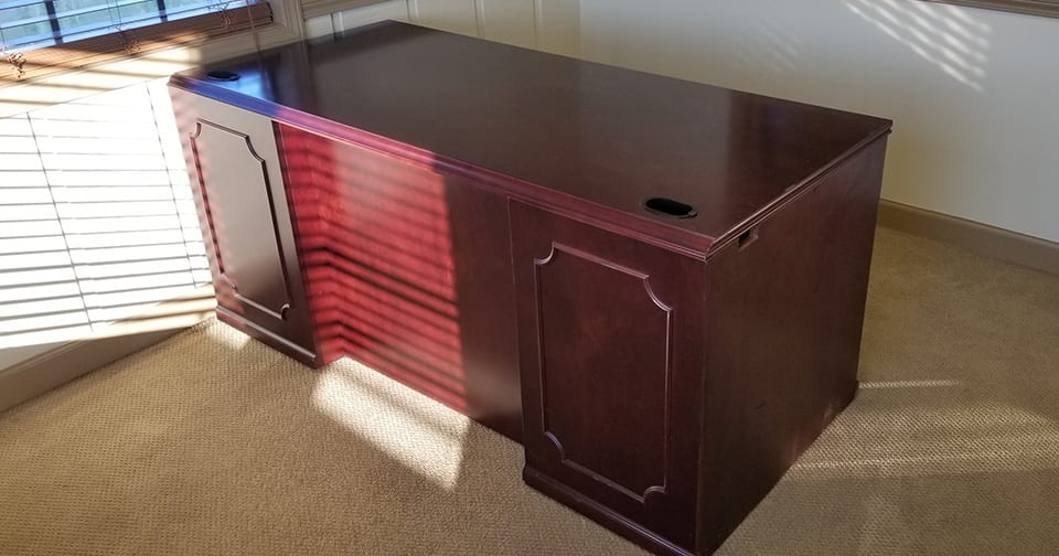 Used Furniture Chosen For Start Up Business Office Furniture